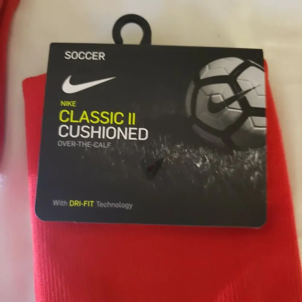 New lot of 2 pairs Nike Classic II Cushion Over the Calf Football Sock size 6-8